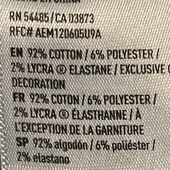 American Eagle mid rise skinny light wash & light distress 92% cotton Sz 10 R - Picture 7 of 7